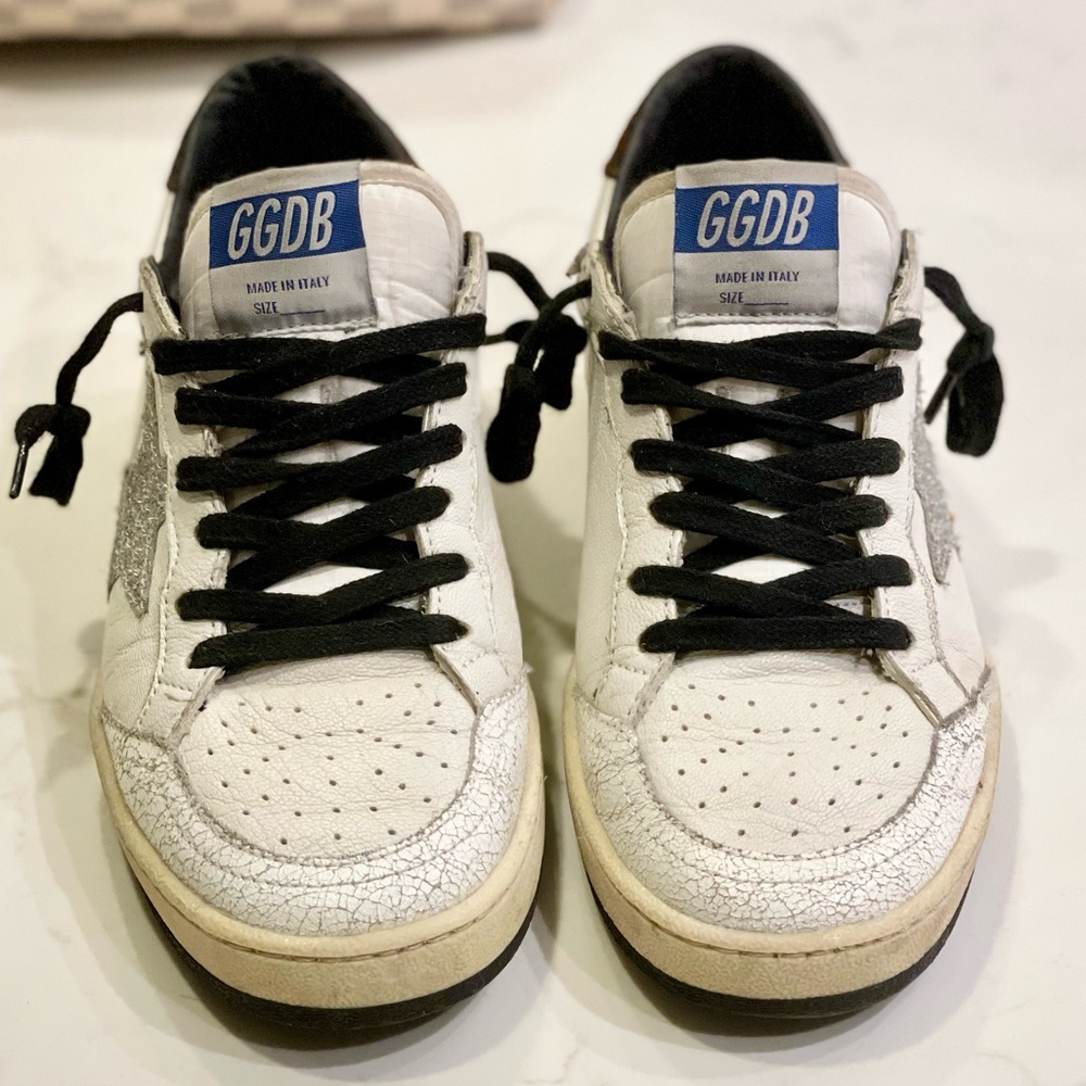 Golden Goose, ball stars, worm handful of times. Box and travel bag included.